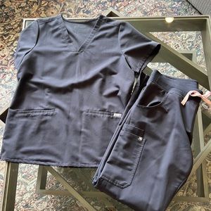 Figs scrub set size medium